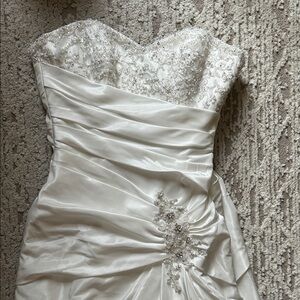 Maggie Sottero White Wedding Dress
